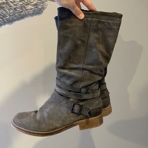 Tamaris Hila Gray calf length boots
